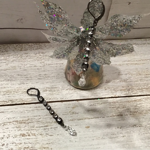 Rhinestones Earrings - Picture 4 of 4